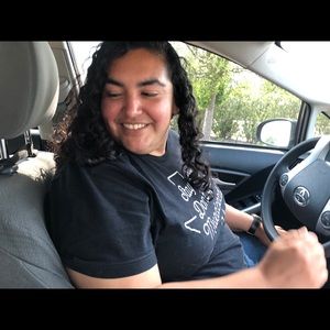 Meet your Posher, Alma